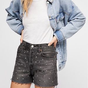 NWT Levi's High-Rise Wedgie Cutoff Shorts